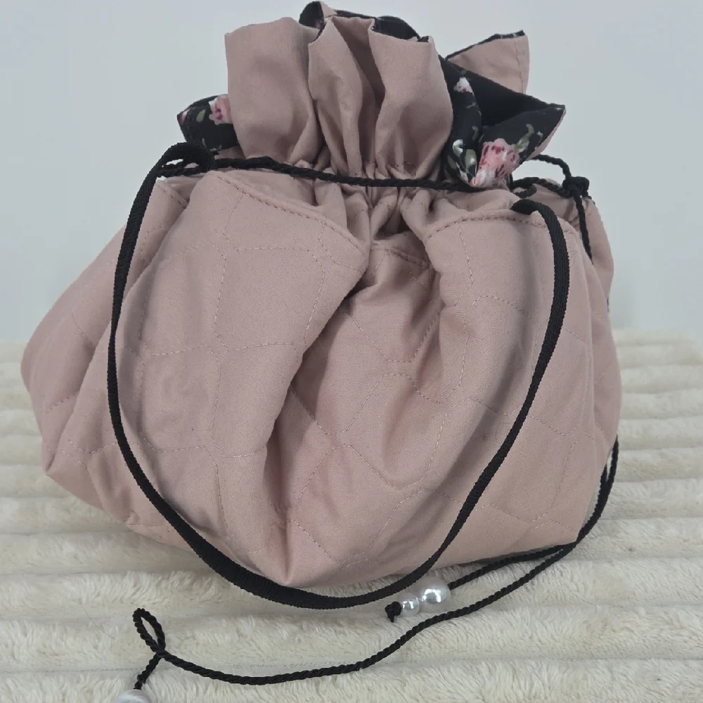 BAGSMART Blush Quilted Drawstring Cosmetic Bag nwt - Picture 8 of 12